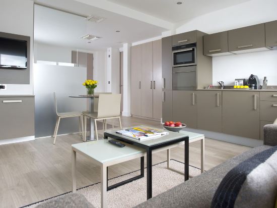 Фото The Rosebery by Supercity Aparthotels