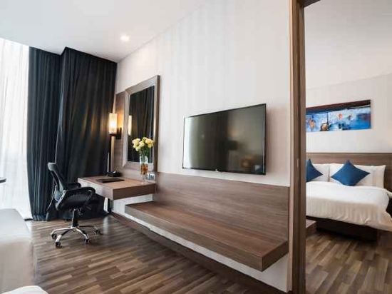 Фото Best Western Plus Wanda Grand Hotel