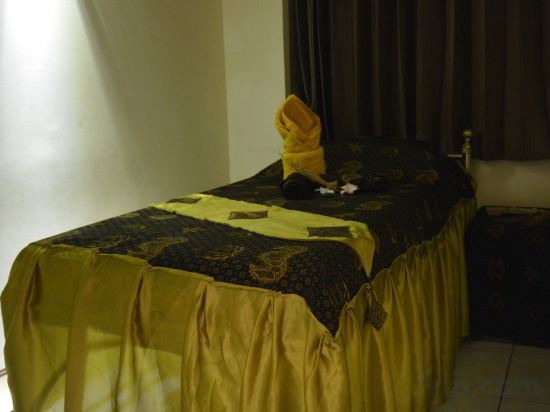 Фото Kedaton Hotel