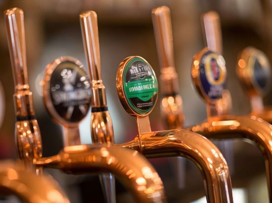 Фото The Crown London