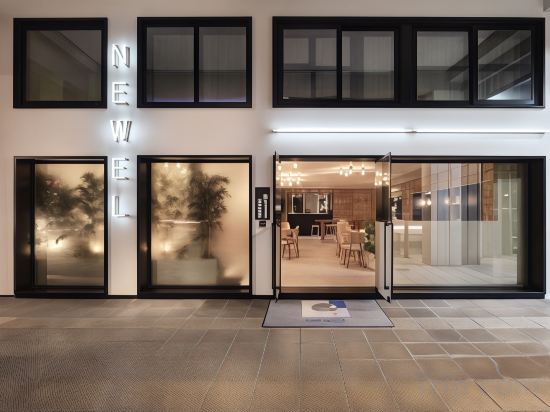 Фото The Newel Acropolis