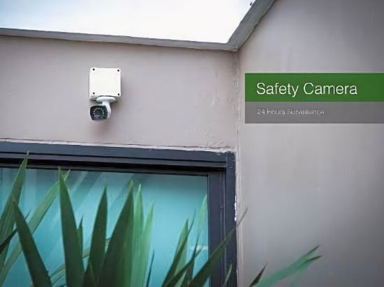 Фото LawinTa Hotel 