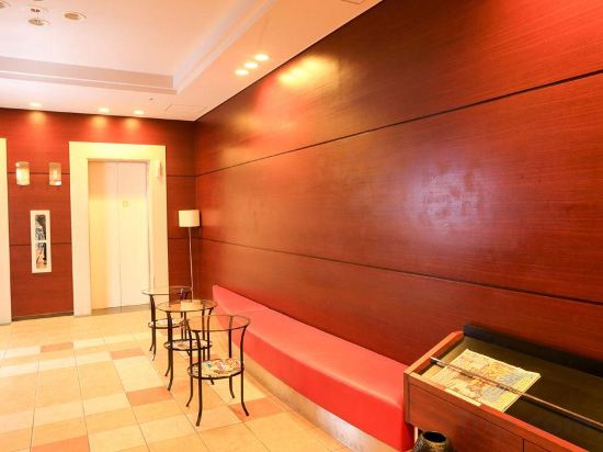 Фото Smile Hotel Nagoya Sakae