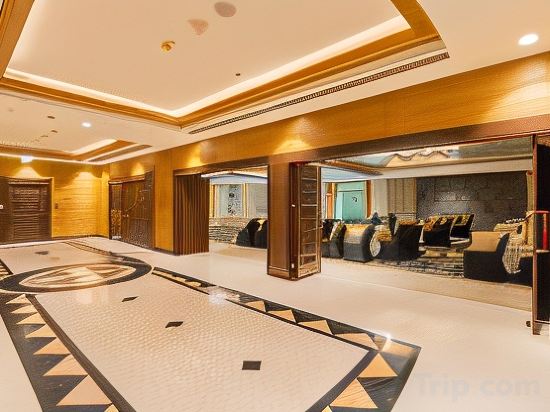 Фото Holiday Inn Agra MG Road, an Ihg Hotel