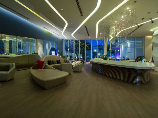 Фото Hotel Baraquda Heeton Pattaya by Compass Hospitality