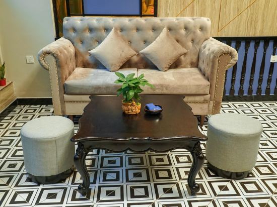 Фото Hanoi La Castela Hotel