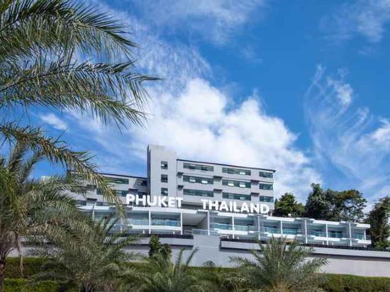 Фото Patong Bay Hill Resort