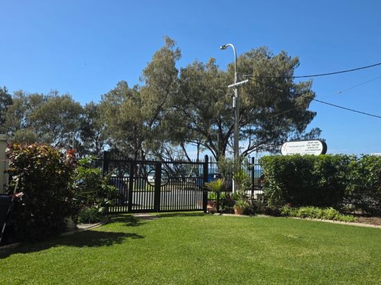 Фото Boulevard North Holiday Apartments