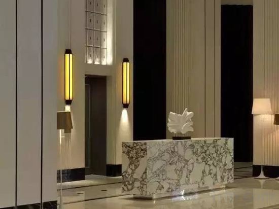 Фото Golden Tulip Bund New Asia