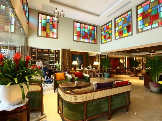 Фото Au Lac Legend Hotel