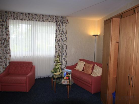 Фото Hotel Circle Inn