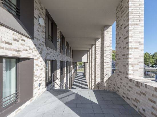 Фото Hampton by Hilton Frankfurt City Centre East