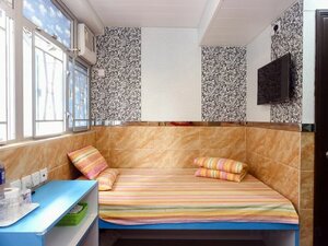 Amigo Inn (4th Floor, Renkang Building, 45-47 Fa Yuen Street, Mong Kok, Kowloon), hotel