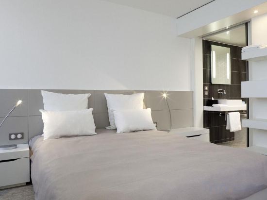 Фото Novotel Suites Paris Expo Porte de Versailles Hotel