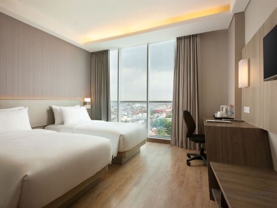 Фото Hotel Santika Radial Palembang