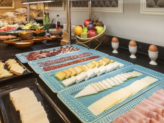 Фото Catalonia Las Cortes