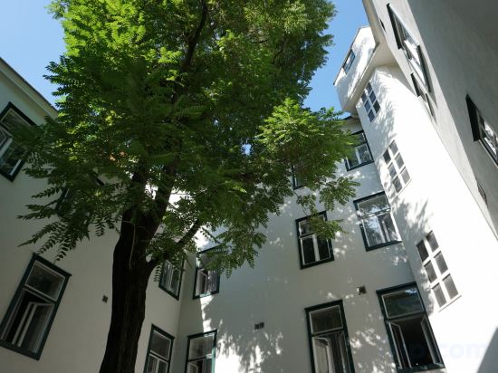 Фото Westbahn Hotel