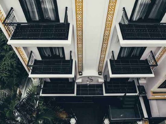 Фото The Scarlett Boutique Hotel