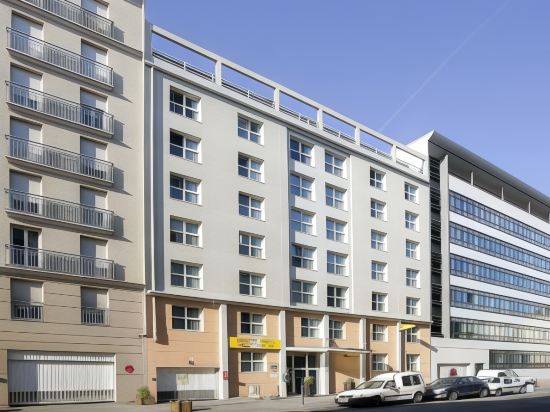 Фото отеля 1