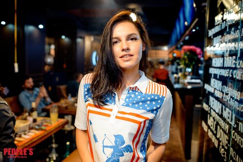 300 КБ дейінгі сексуалды GIF файлдары