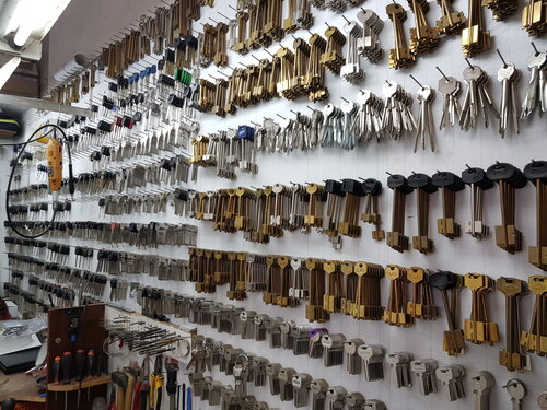 Изготовление ключей и пульты сигнализации, автомобильные ключи и ...