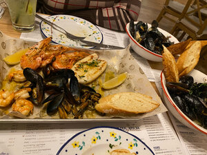 Kaspiyka (Bogdanova Street, 52А), restaurante
