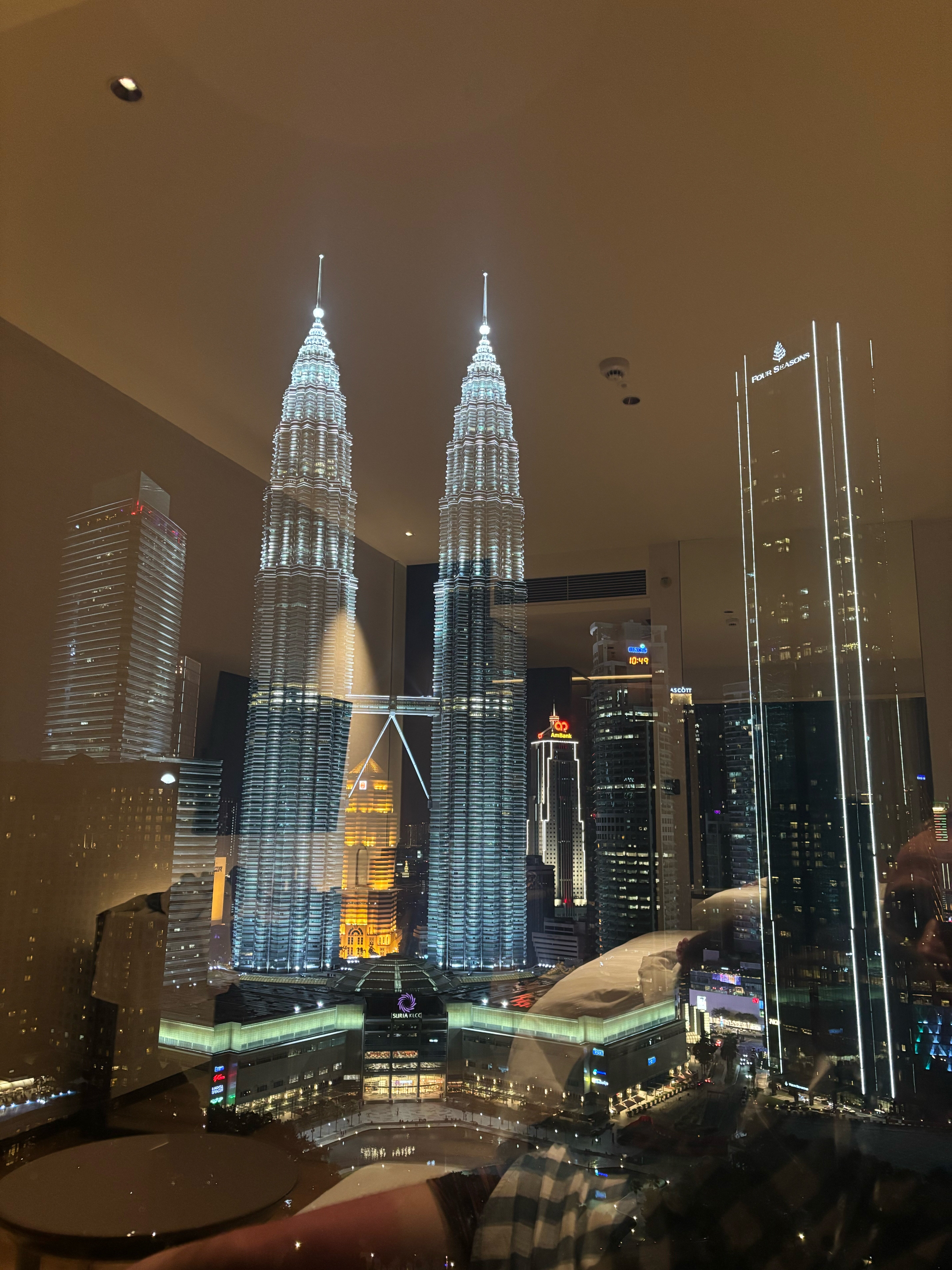 Фото Traders Hotel Kuala Lumpur