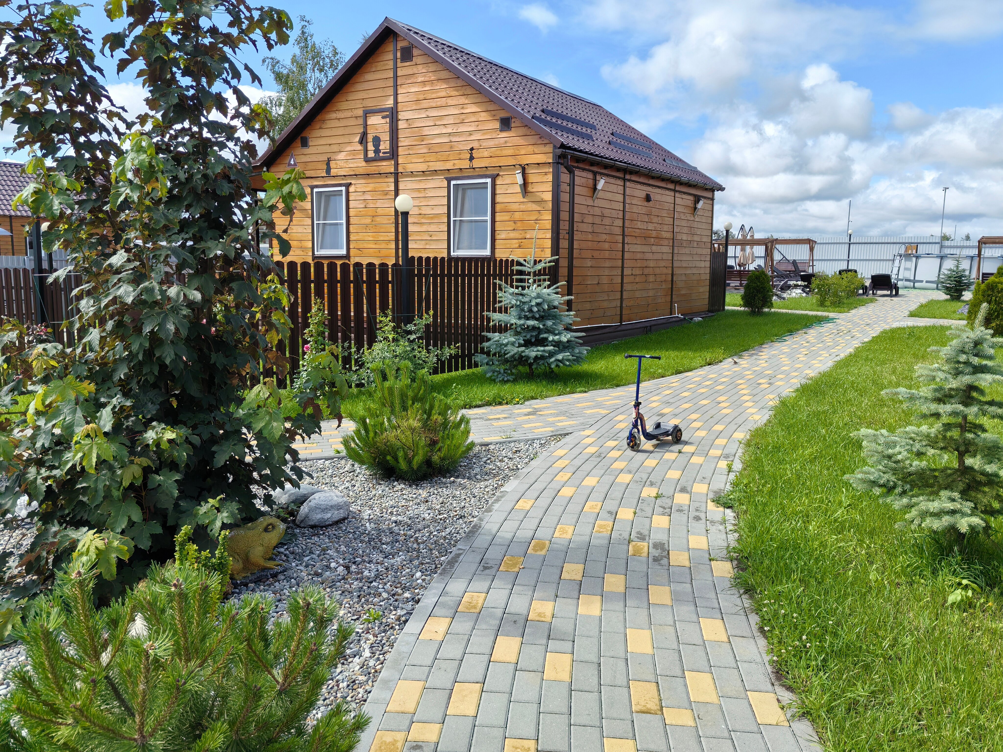 Фото отеля 1