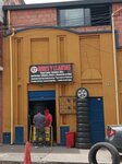 Rines y llantas (Bogotá, Carrera 28A, 65-93), auto parts and auto goods store