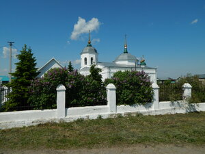 Церковь Троицы Живоначальной (selo Vikulovo, ulitsa Pushkina, 8), iglesia ortodoxa