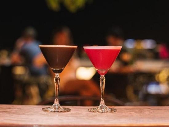 Фото SureStay Hotel by Best Western Vientiane