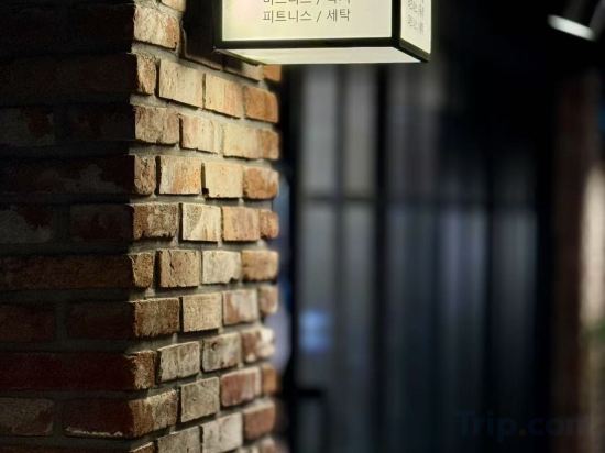 Фото Hotel Alice and Trunk