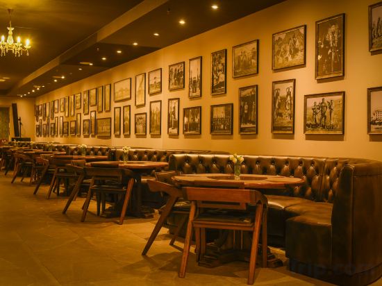 Фото Ulaanbaatar Hotel