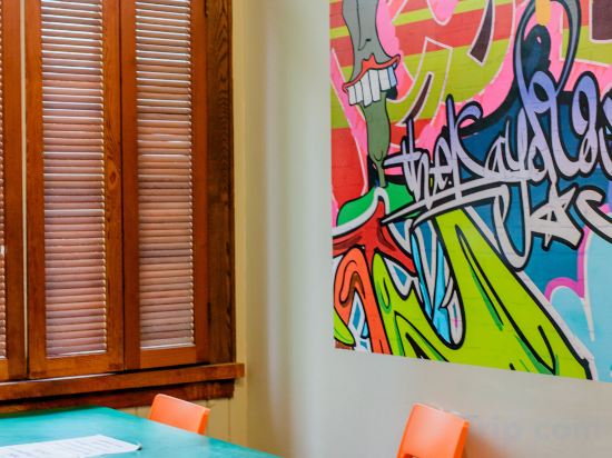 Фото The Cambridge Hotel