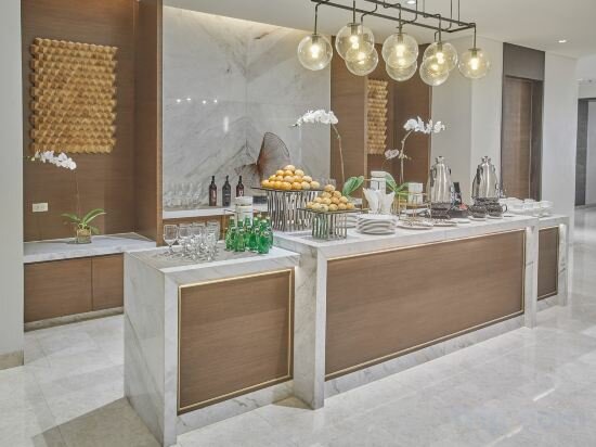 Фото Kingsford Hotel Manila