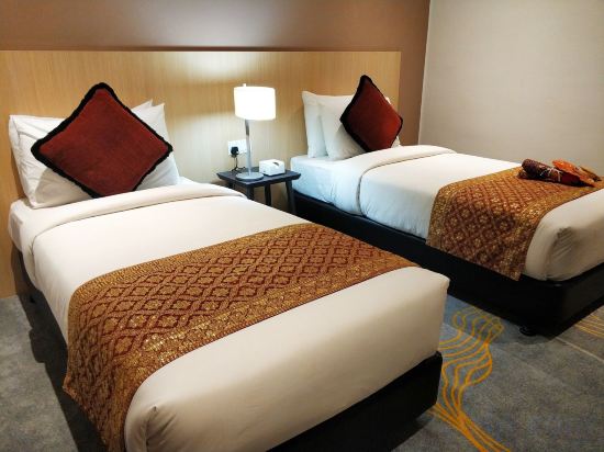 Фото Pacific Express Hotel Chinatown