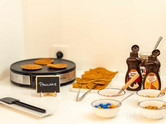 Фото Hotel La Parizienne