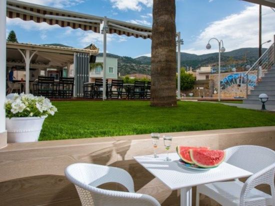 Фото Sarpidon Apartments