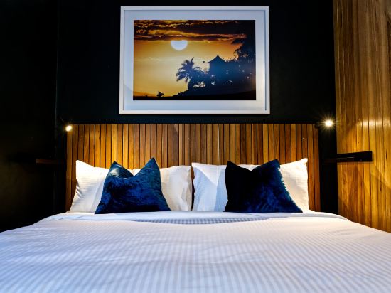 Фото The Blue Hotel Bondi