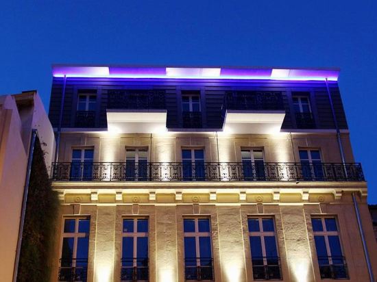 Фото отеля 2