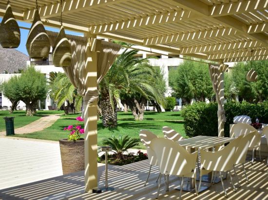 Фото Plaza Resort Hotel