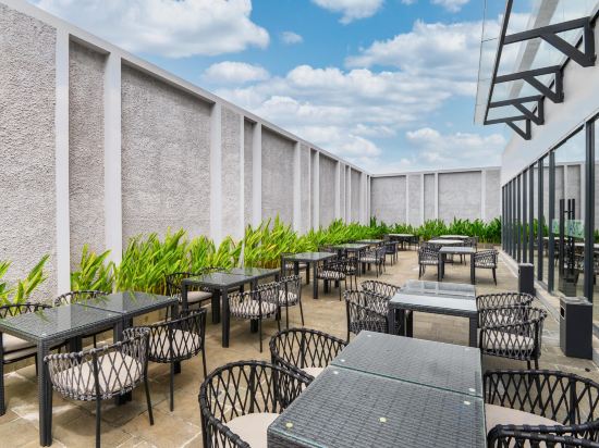 Фото Aston Sorong Hotel & Conference Center