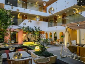 Leshan Sanqing Hotel (1st Floor, Building 1, No. 39 Yangdong Road), hotel