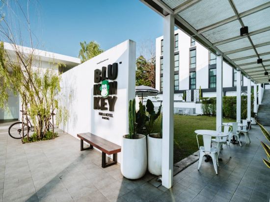 Фото Blu Monkey Hub & Hotel Ranong