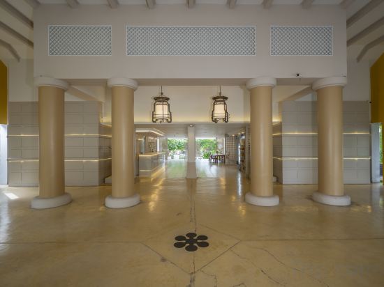 Фото Sunshine Garden Resort