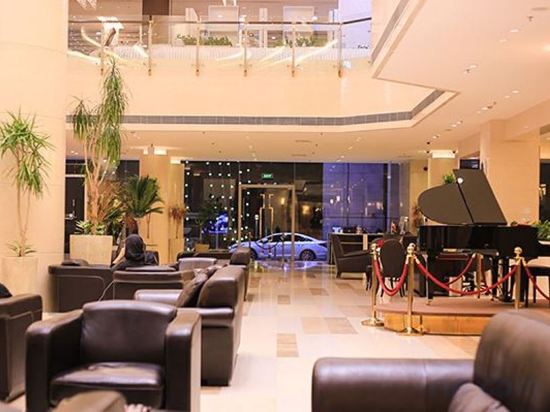 Фото Parsian Azadi Hotel