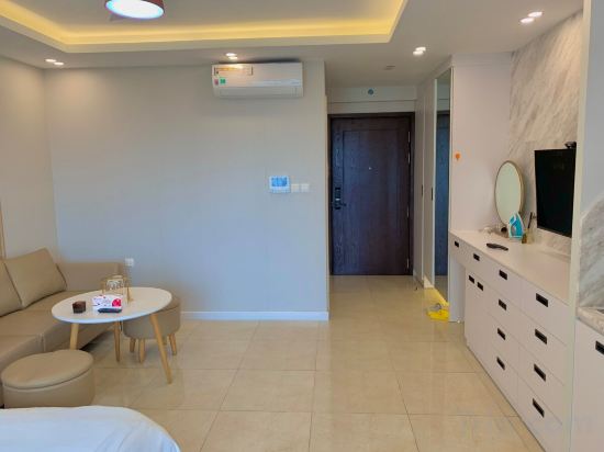 Фото Vinhomes D'Capitale Residence - CitiHome