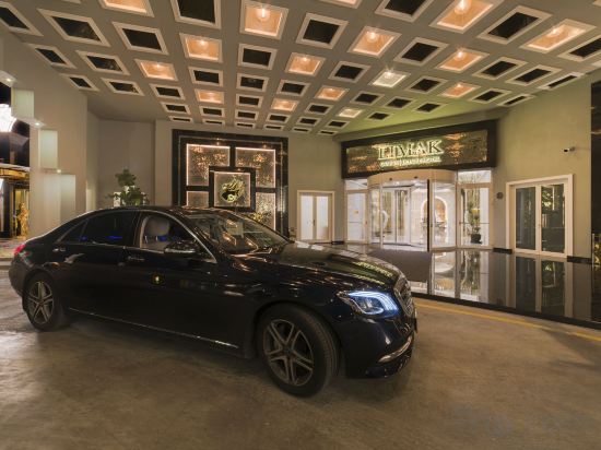 Фото Limak Cyprus Deluxe Hotel