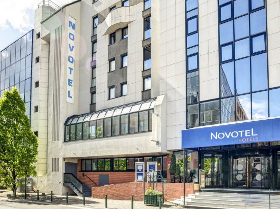 Фото Novotel Paris Suresnes Longchamp