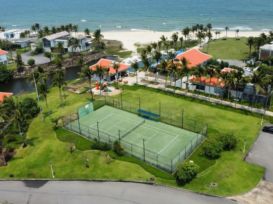 Фото The Ocean Suites